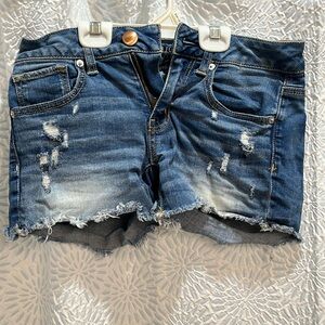 American Eagle midi distressed shorts